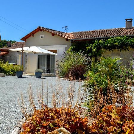 Grande Chambre D'Hote Les Chats-Pitres Bed and Breakfast La Rochette  Esterno foto
