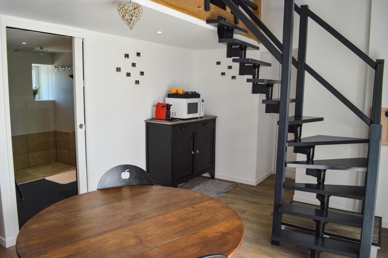 Grande Chambre D'Hote Les Chats-Pitres Bed and Breakfast La Rochette  Esterno foto