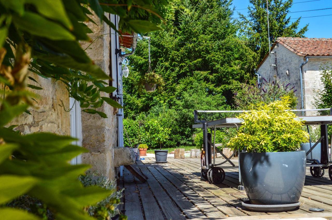 Grande Chambre D'Hote Les Chats-Pitres Bed and Breakfast La Rochette  Esterno foto